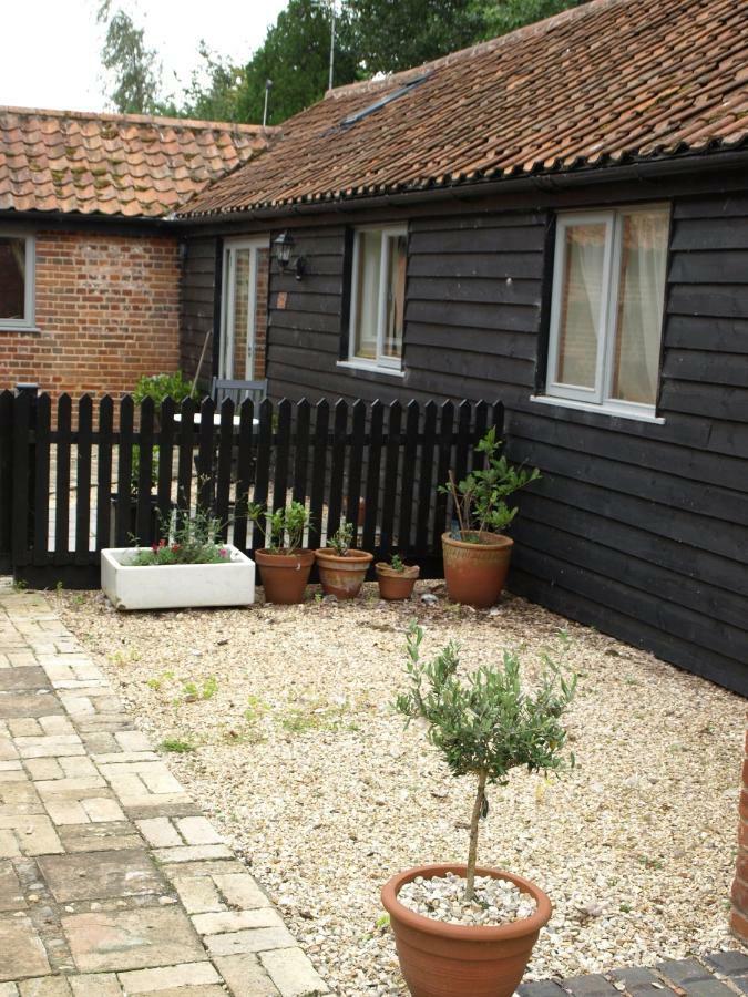 The Courtyard At Farm * Norwich